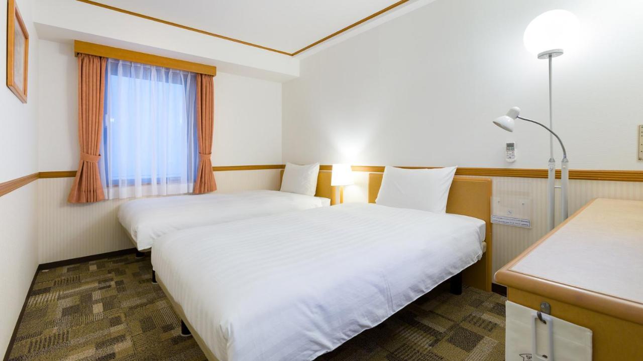 Toyoko Inn Shin-Yatsushiro Ekimae Exterior photo